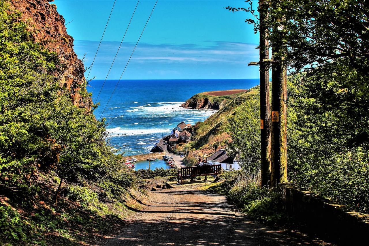 The First & Last Inn Eyemouth Dış mekan fotoğraf